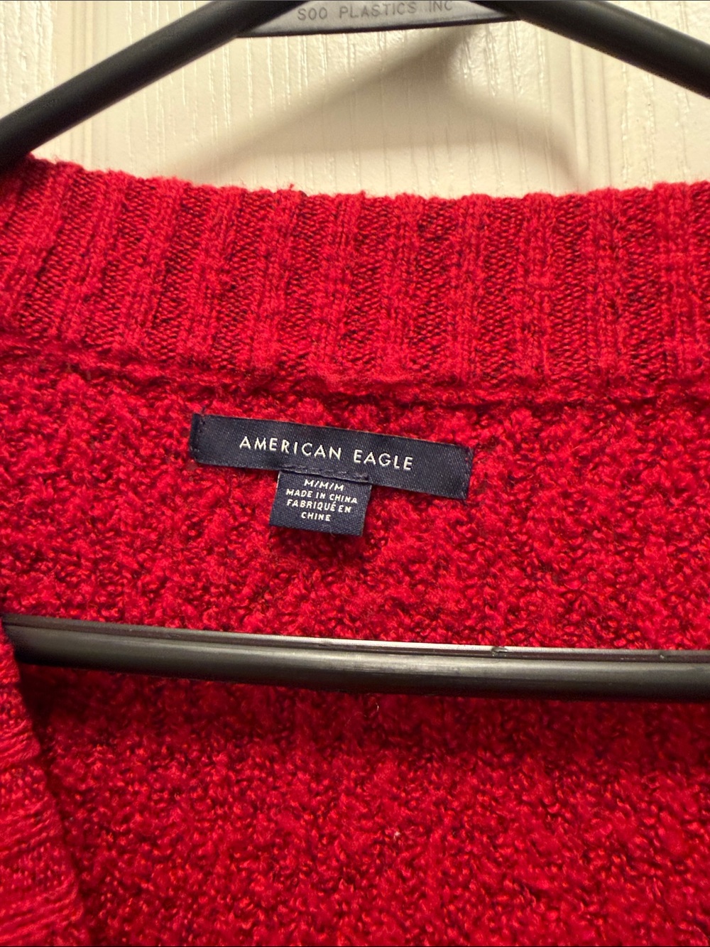 American Eagle Classic Red Knit Women's Sweater - Picture 2 of 2